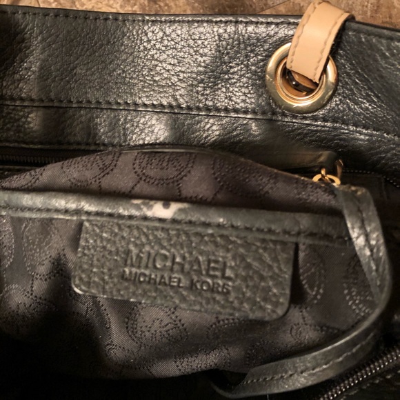 Purse - Picture 5 of 5